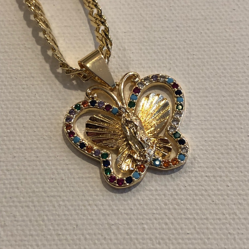 Gold Butterfly Pendant Necklace